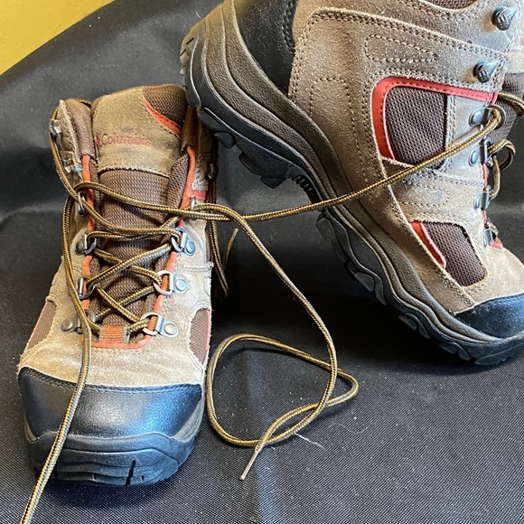 Columbia Men's Brown and Red Hiking Boots - Picture 1 of 8